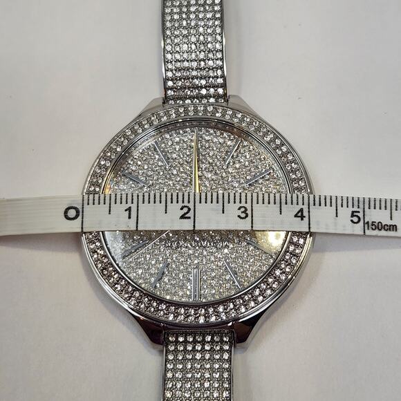 Michael Kors Slim Runway Crystal Pave Ladies Watch MK3250 Silver Tone Works - Picture 10 of 10